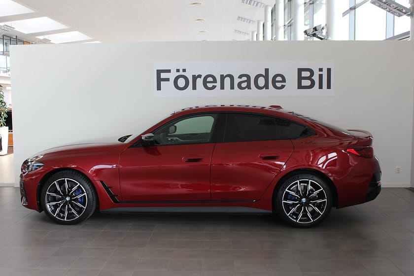 Bild 3 av BMW i4 M50 xDrive Gran Coupé H/K Drag Comfort Access Rattvärme