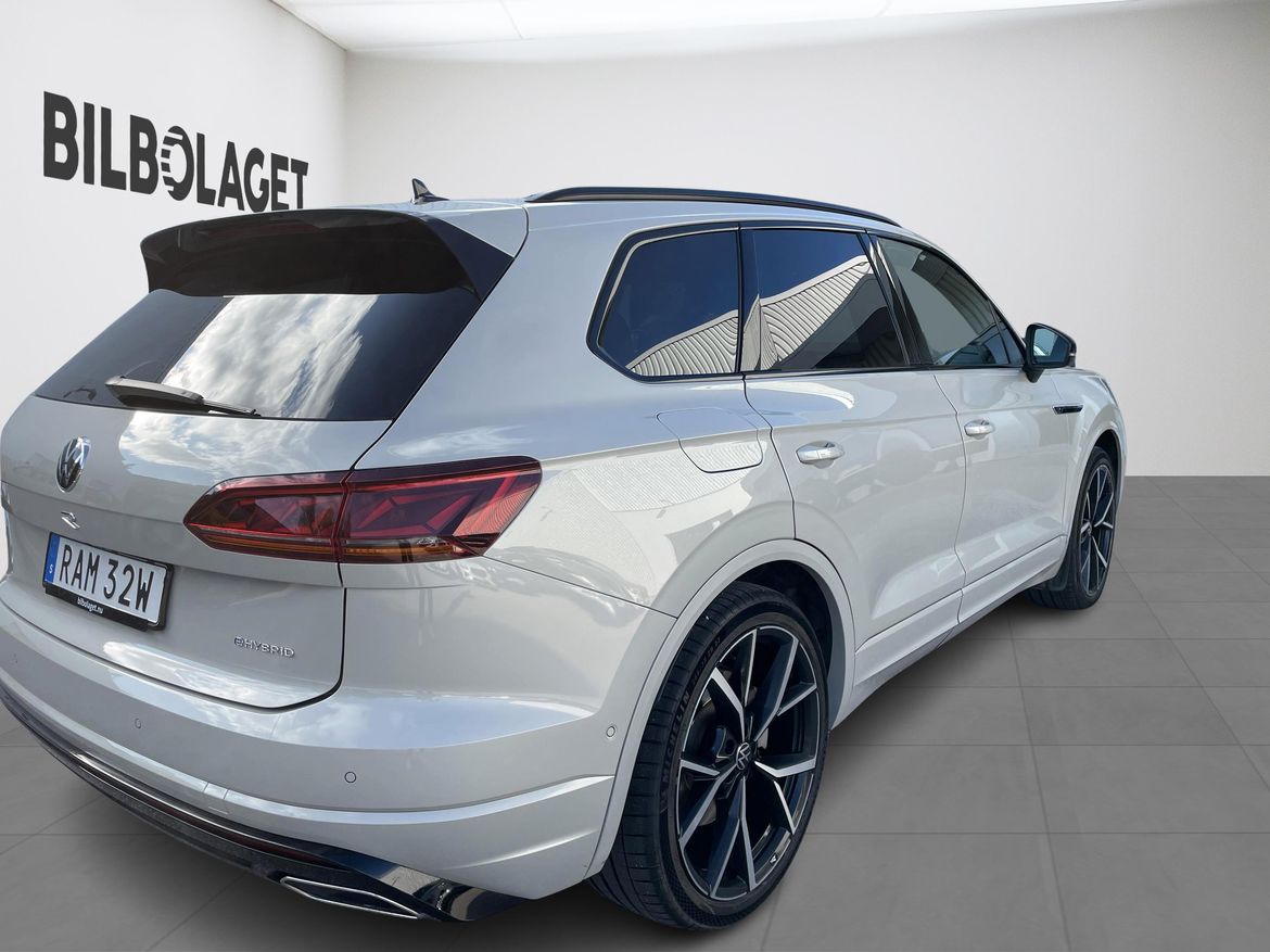 Volkswagen Touareg 2023 - miniatyr 4