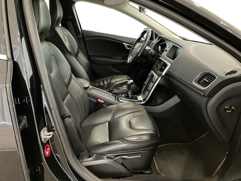 Bild 5 av Volvo V40 T2 Your Ocean Race