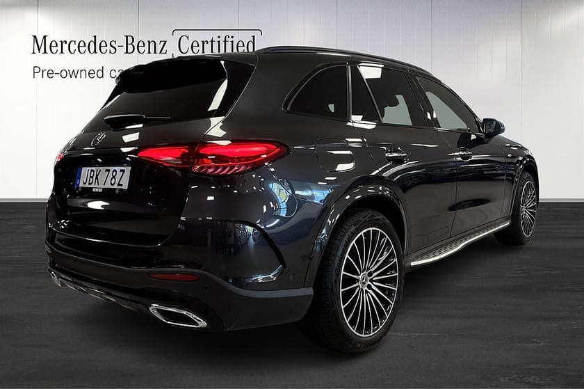 Bild 3 av Mercedes-Benz GLC 300 d e 4MATIC de 4-Matic AMG Premium Airmatic Distronic Night