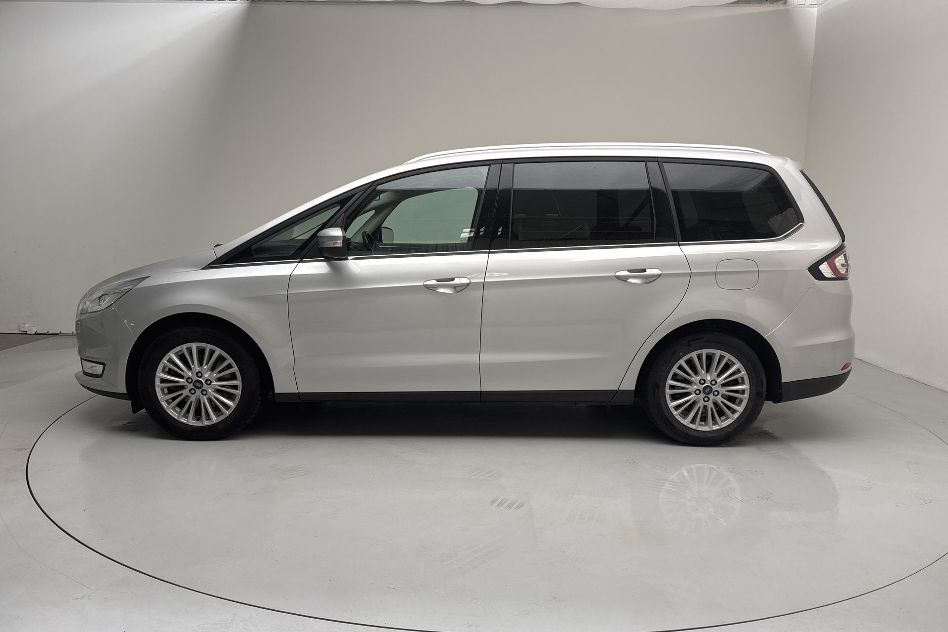 Ford Galaxy 2.0 EcoBlue 2019, bild 2/10