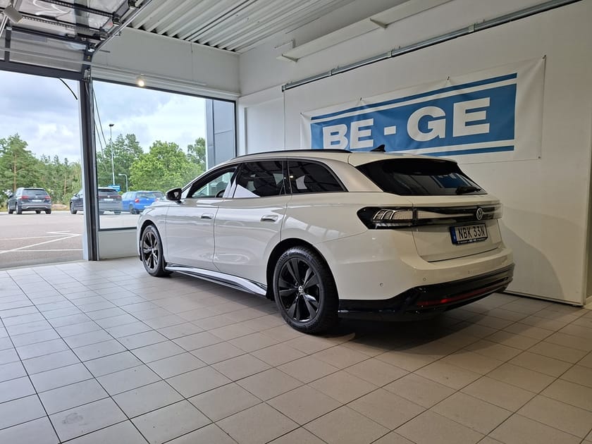 Bild 3 av Volkswagen ID.7 Pro S Tourer 86 KWH BATTERI 210 KW