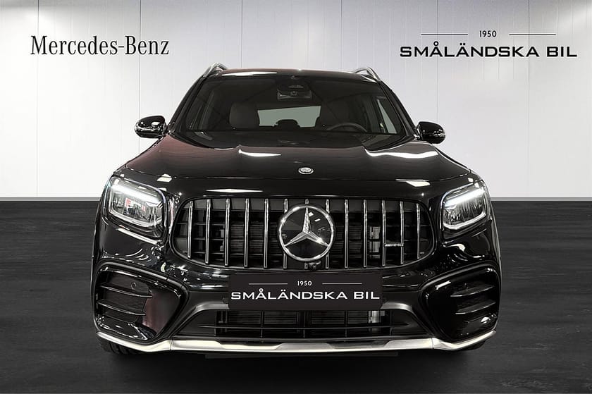 Bild 2 av Mercedes-Benz AMG GLB 35 4MATIC Line Advanced Plus Drag
