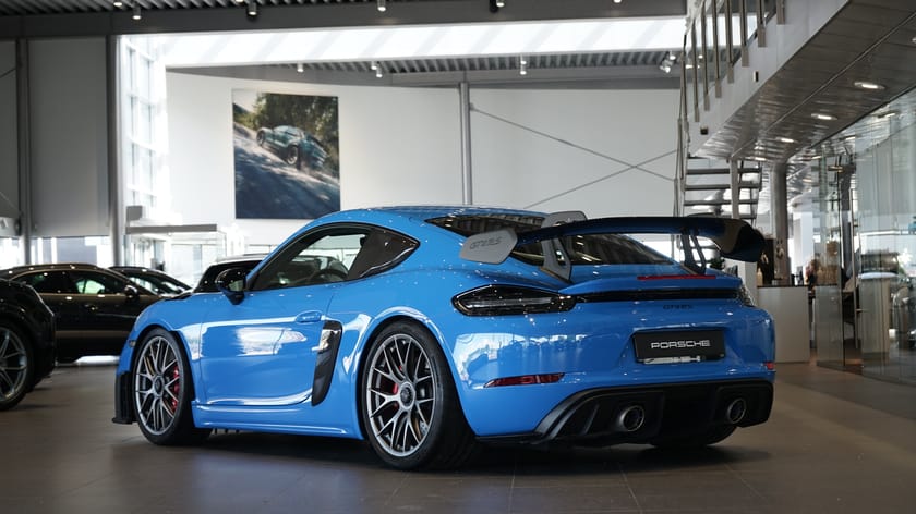 Bild 2 av Porsche 718 Cayman GT4 RS Weissach / Magnesiumhjul
