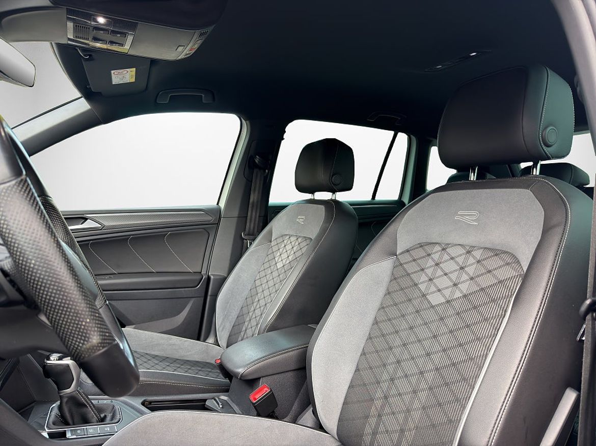 Volkswagen Tiguan eHybrid, bild 13 av 20