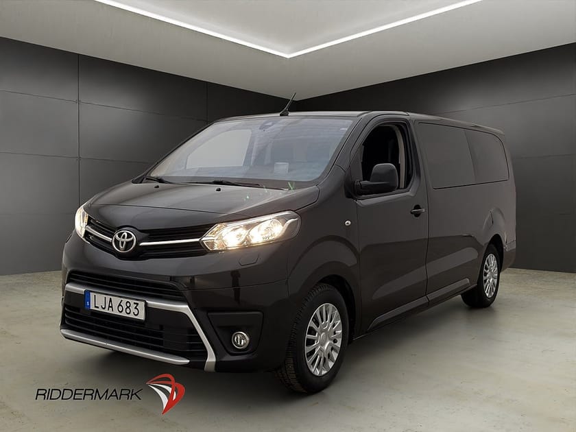 Bild 3 av Toyota Proace Verso Extra Lång Ny-Kamrem PDC HUD 9-Sits