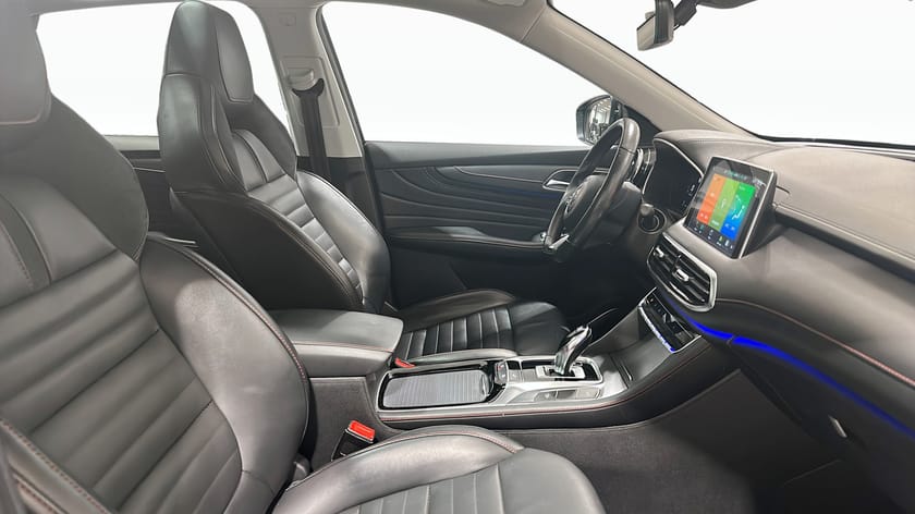 Bild 3 av MG EHS PHEV LUXURY