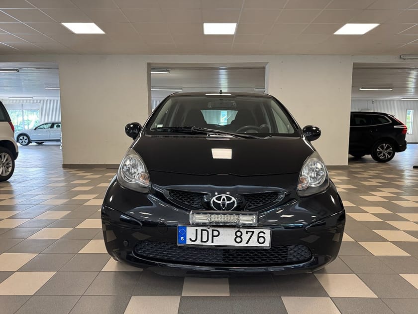Bild 3 av Toyota Aygo 5-dörrar 1.0 VVT-i Automat B-kamera Värmare