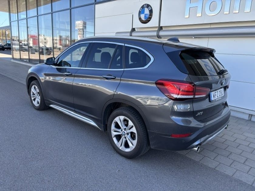 Bild 2 av BMW X1 sDrive20i sDrive xLine Dragkrok Backkamera Rattvärme