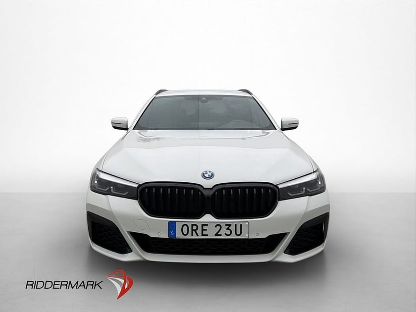 Bild 2 av BMW 530e xDrive Touring M Sport HiFi Kamera Navi Skinn Drag