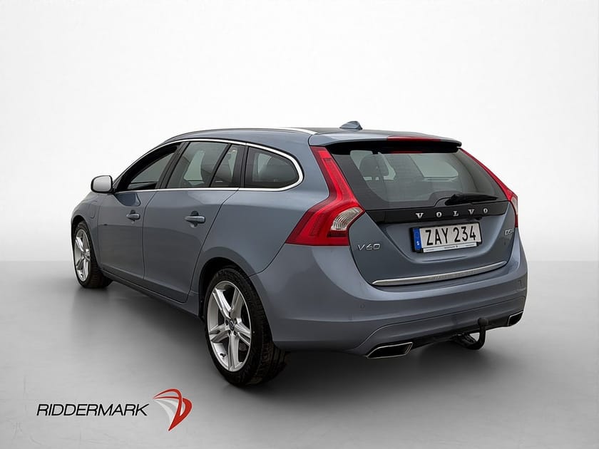 Bild 5 av Volvo V60 D5 Twin Engine AWD Classic Summum Kamera Drag