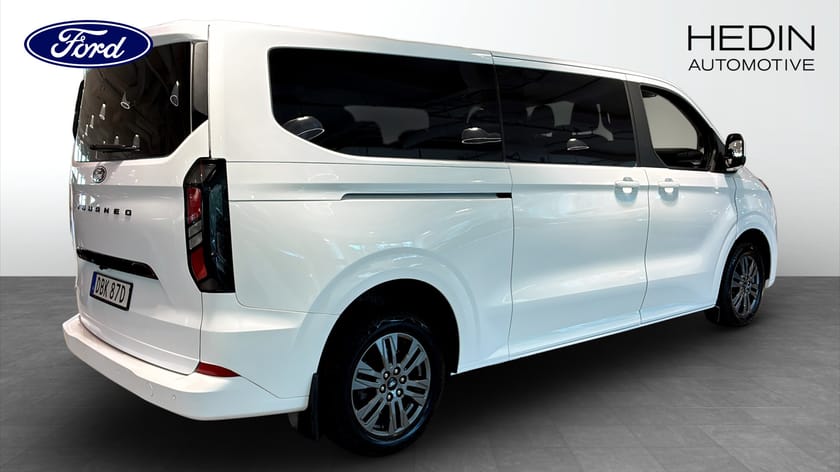 Bild 2 av Ford Tourneo Custom 340 Plug-in Hybrid 9-Sits | Laddhybrid | Titanium