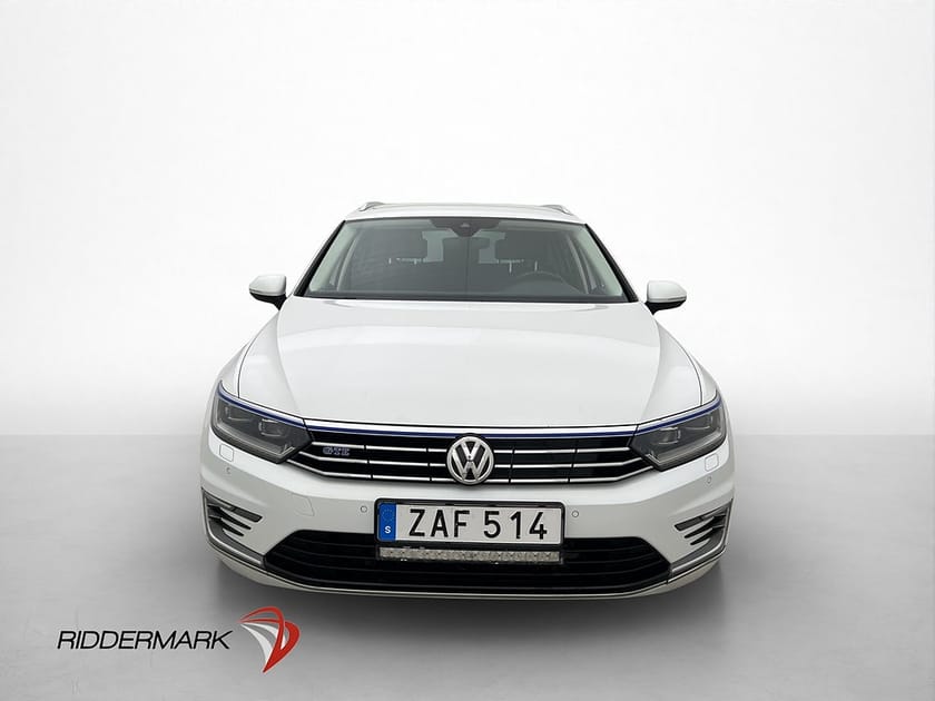 Bild 2 av Volkswagen Passat Variant GTE 1.4 TSI Skinn Cockpit Värmare Sensorer