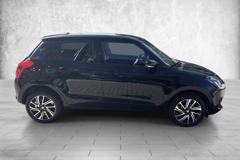 Bilde 4 av Suzuki Swift Hybrid AllGrip 4X4/HYBRID/RYGGEKAMERA/MANUELL