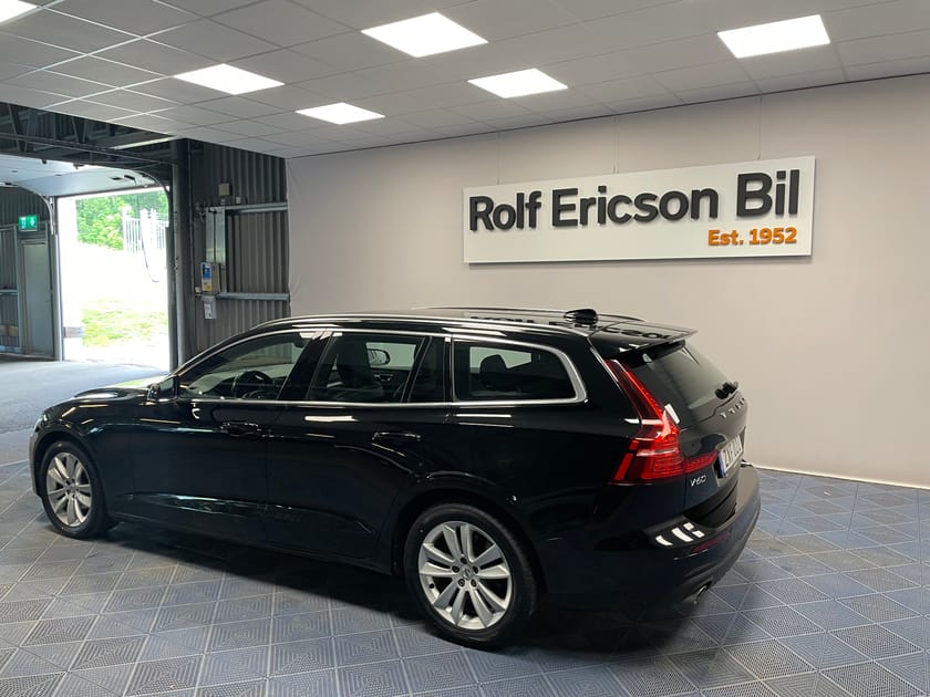 Bild 3 av Volvo V60 D3 AWD Momentum Advanced SE II