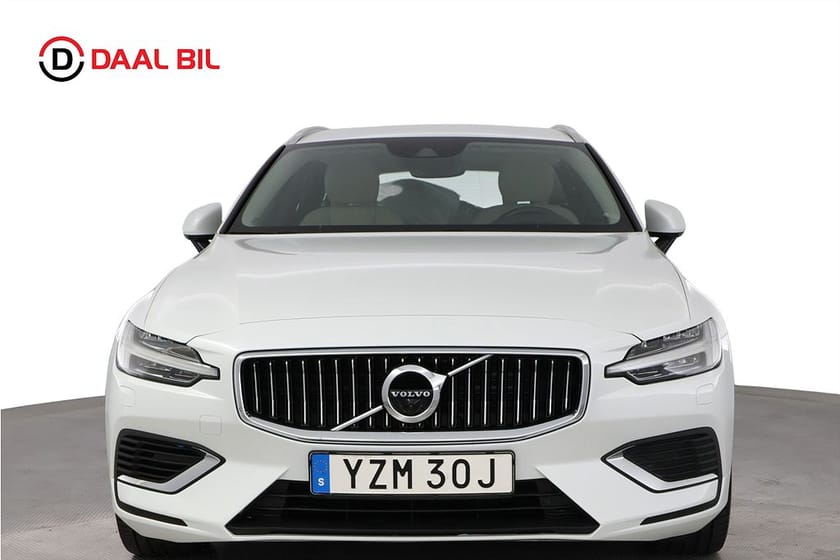 Bild 2 av Volvo V60 T6 TwEn 11,6kWh AWD 341HK INSCRIPTION DRAG 360-KAM HUD