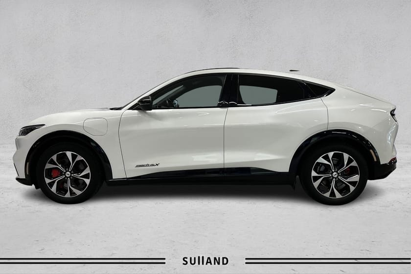 Bilde 2 av Ford Mustang Mach-E Long Range AWD First Edition