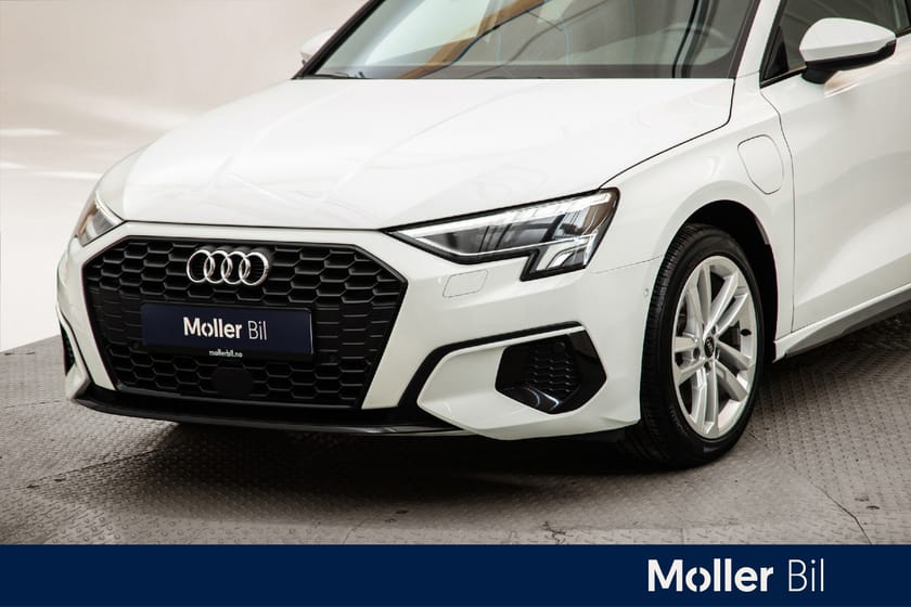 Bilde 2 av Audi A3 Sportback 40 TFSI e sb advanced busin