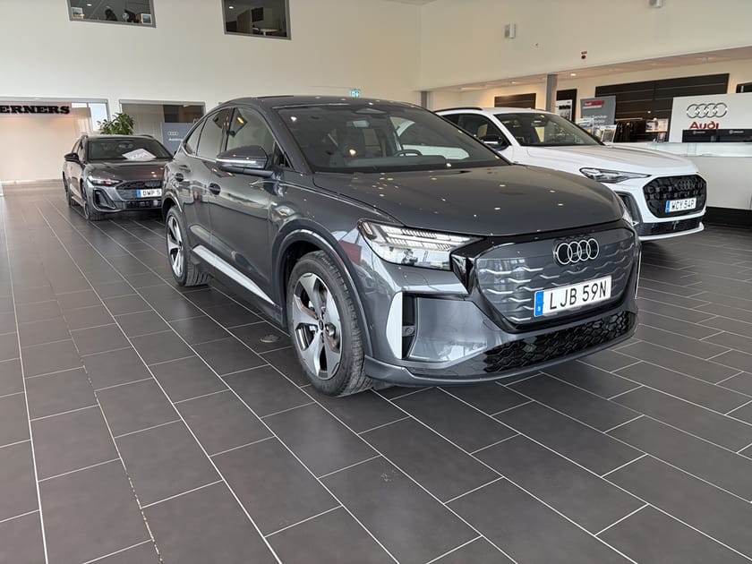 Bild 2 av Audi Q4 Sportback e-tron quattro 220 KW S-line