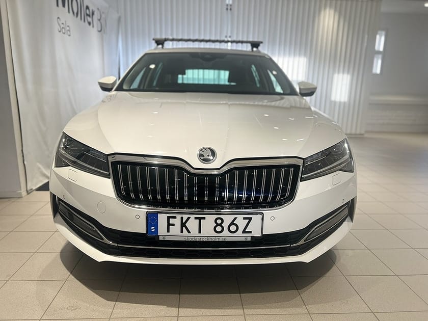 Bild 2 av Škoda Superb iV Kombi