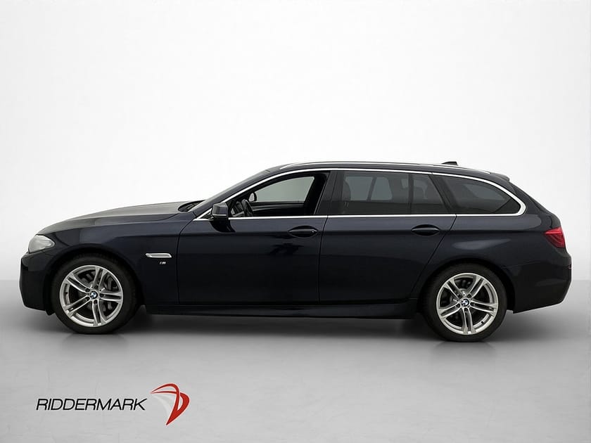 Bild 1 av BMW 530d xDrive Touring M Sport HiFi Sensorer Skinn Rattvärm