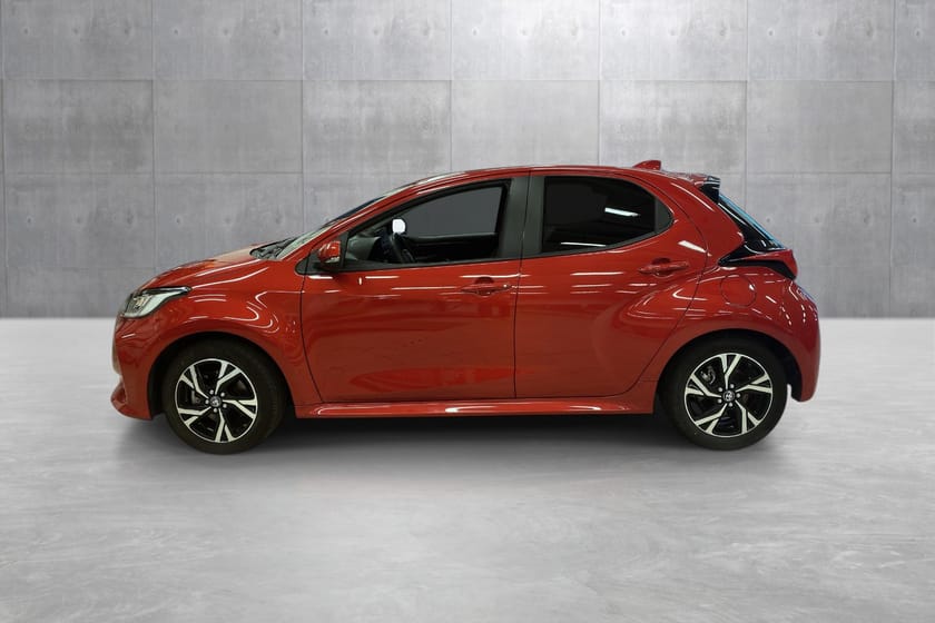Bilde 2 av Toyota Yaris Hybrid 115