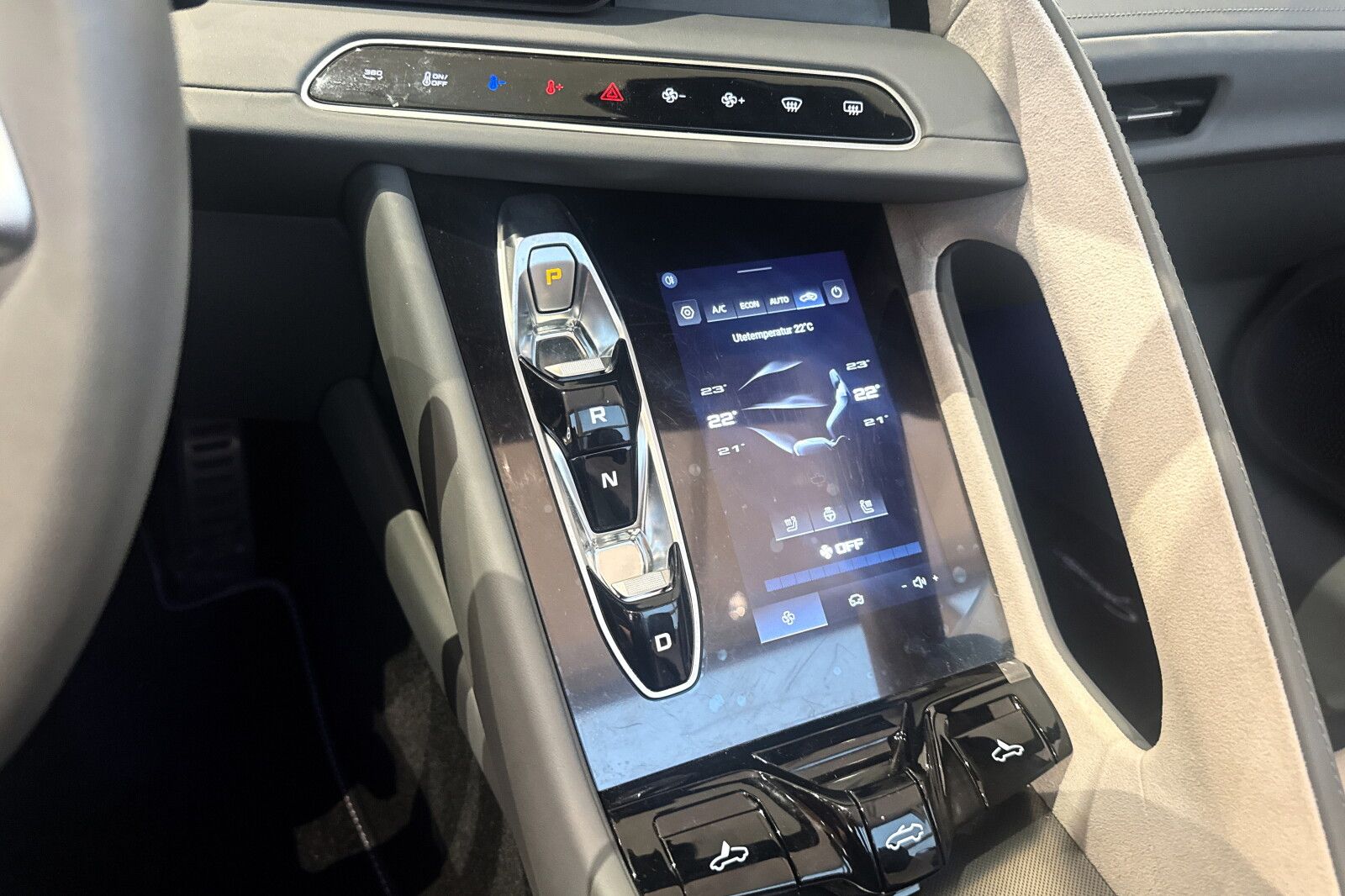 MG Cyberster 77 kWh bilde 14