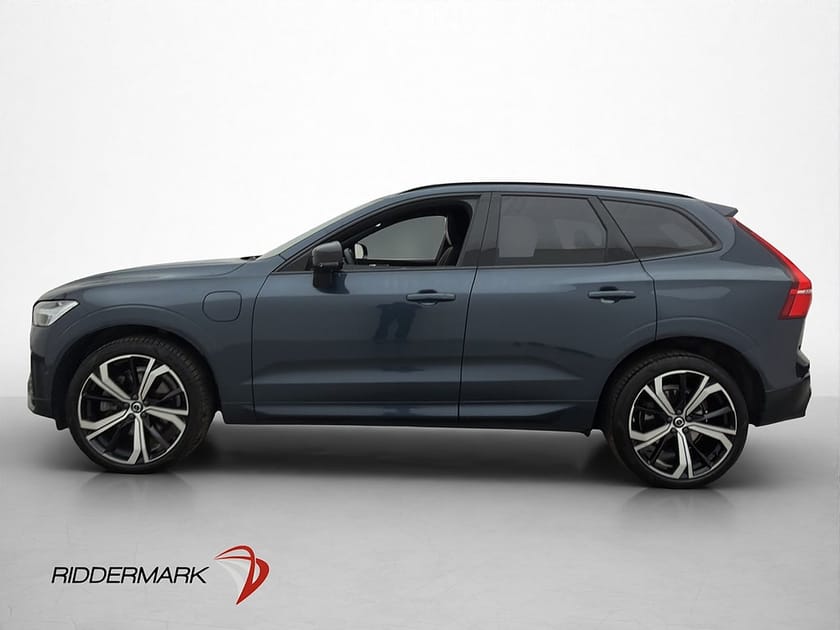 Bild 4 av Volvo XC60 T6 AWD 350hk Plus Dark Panorama 360° Pilot Assist