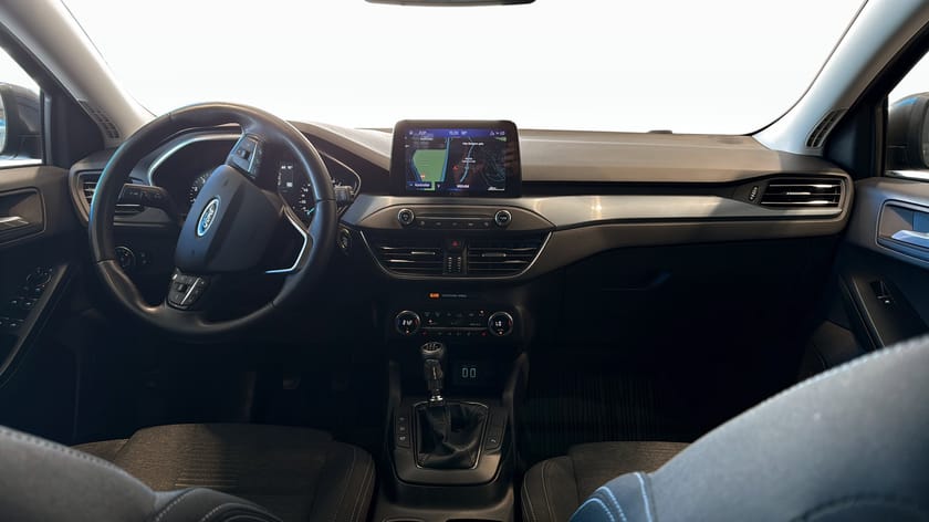Bild 4 av Ford Focus Active Kombi 1.0 EcoBoost Manuell 125hk Carplay Rattvärme