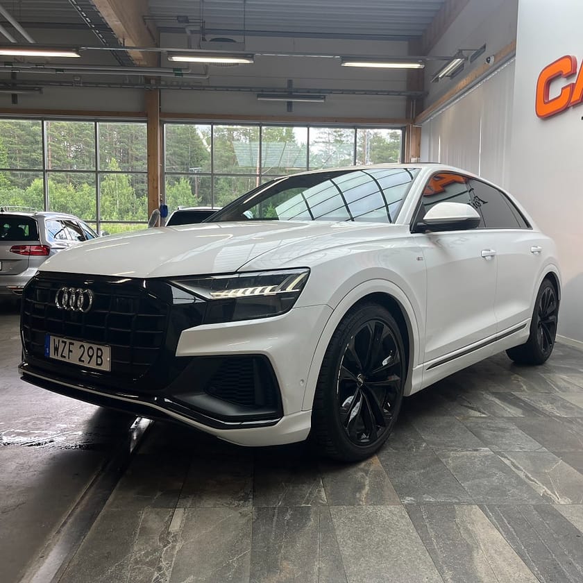 Bild 4 av Audi Q8 50 TDI quattro Q S Line B&O Matrix 360° Luftfjädring Pano