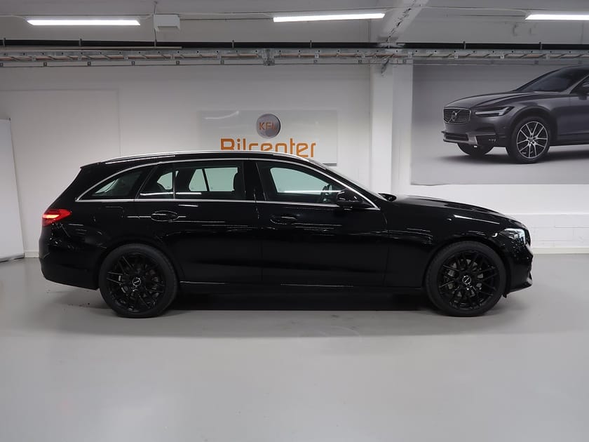 Bild 5 av Mercedes-Benz C 300 T e *Long Range* V-Däck ingår Focal-Drag-Kamera-Ada