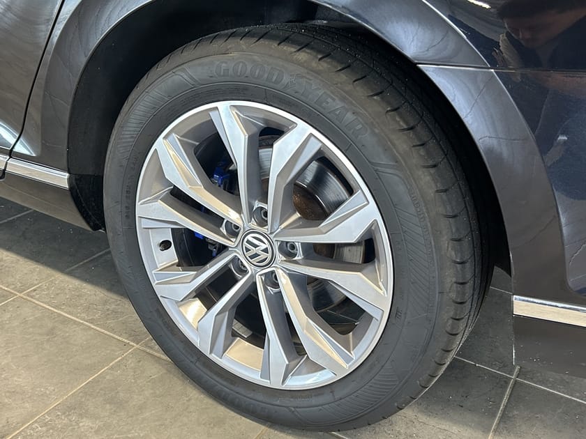 Bild 3 av Volkswagen Passat Variant GTE 1.4 TSI 218hk Aut/Drag