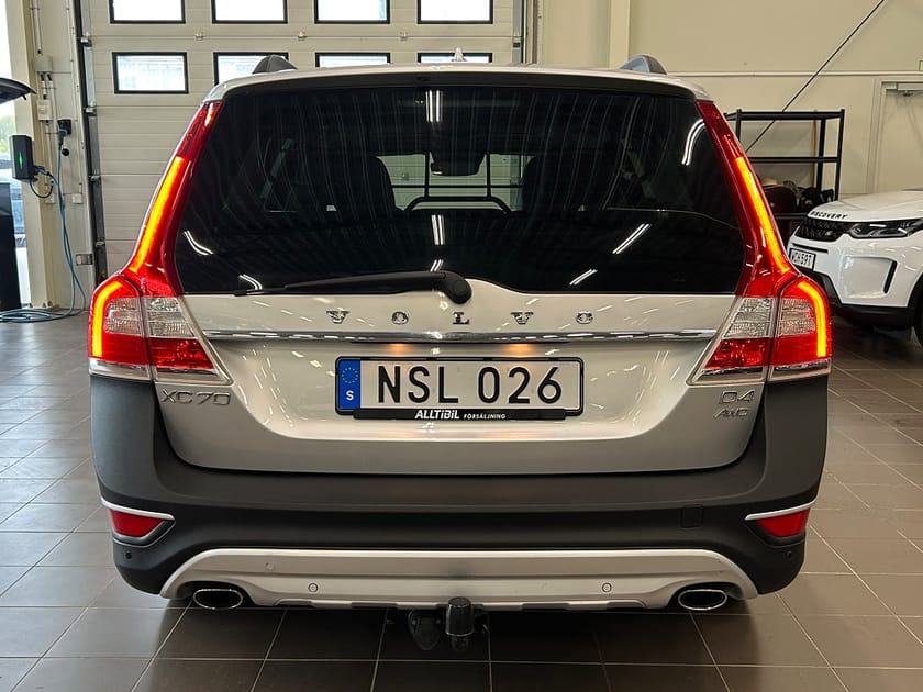 Bild 5 av Volvo XC70 D4 AWD AUT Summum BE PRO II Navi/Kamaera/Tak/Drag/Läder
