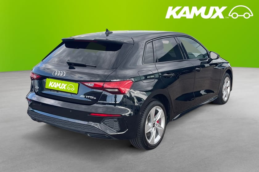 Bild 4 av Audi A3 Sportback 45 TFSI e S-Line Cockpit 245hk