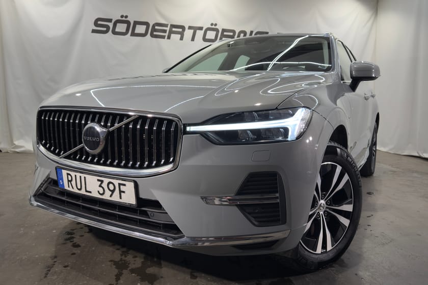 Bild 2 av Volvo XC60 Recharge T6 AWD CORE PANO KAMERA DRAG VÄRMARE MOMSBIL