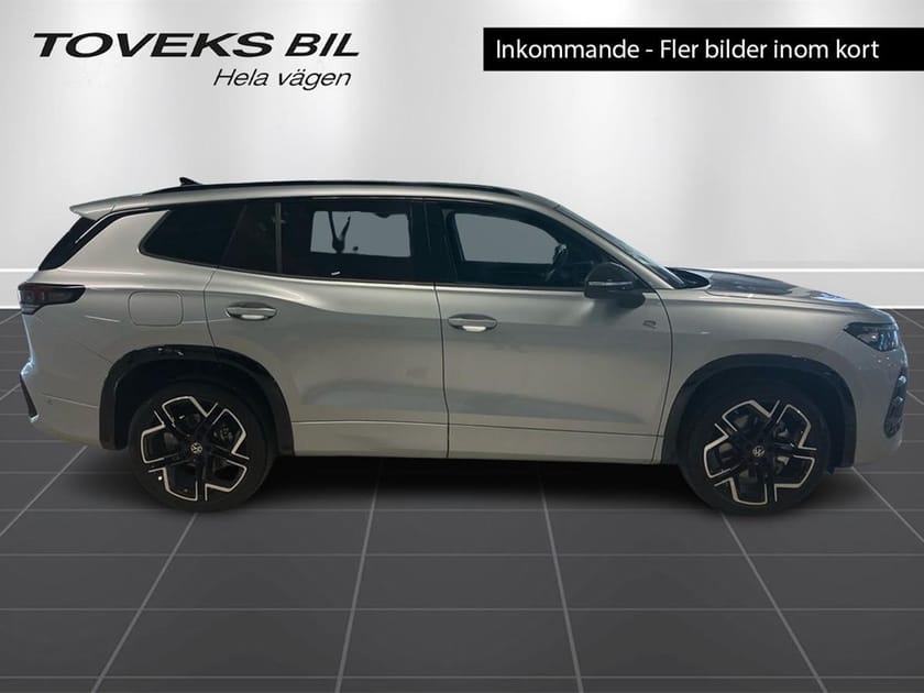 Bild 2 av Volkswagen Tayron eHybrid PB  R-LINE 1.5 272 HK) 6 VXL DSG