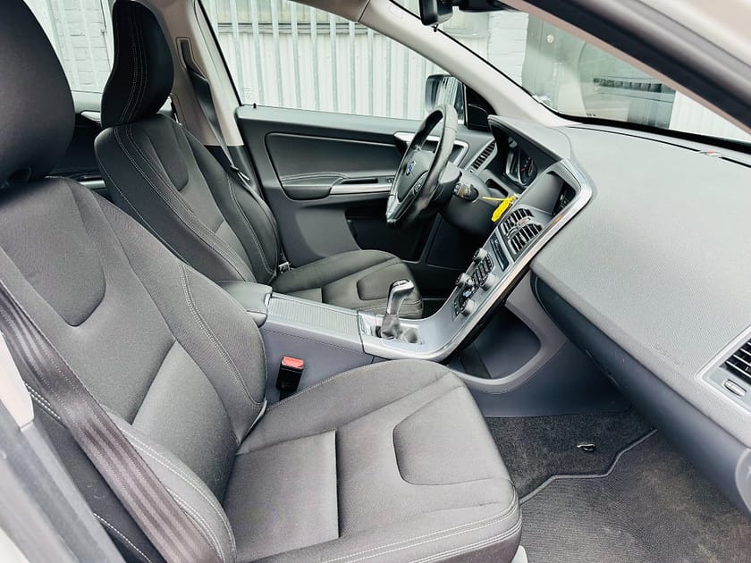Bild 5 av Volvo XC60 D3 150HK CLASSIC / NAVI / VÄRMARE