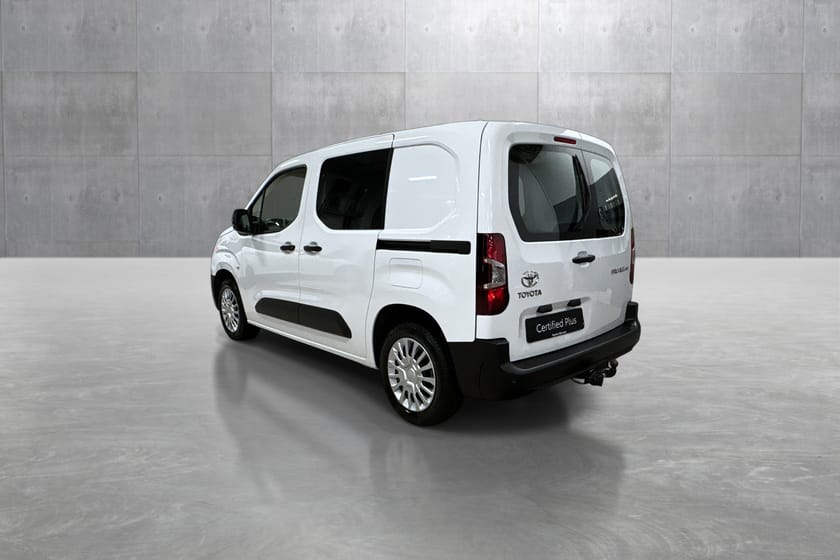 Bilde 3 av Toyota ProAce City Kort L1 1.5 Diesel 100 Manuell 6 gir Comf.Fleet Colour