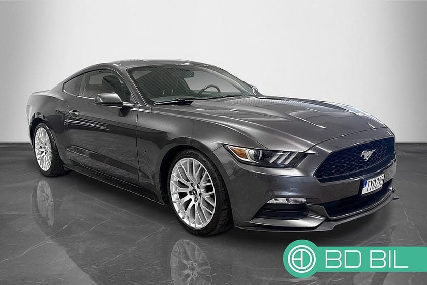 Bild 4 av Ford Mustang V6 CLEAN TITLE GT FÄLGAR SE SKICK