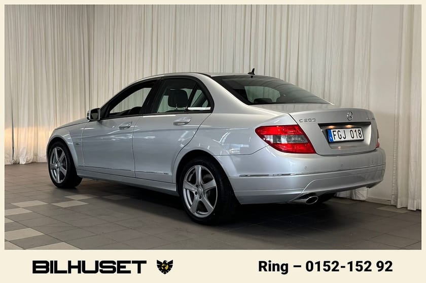 Bild 5 av Mercedes-Benz C 200 Kompressor Avantgarde Sensorer Bluetooth