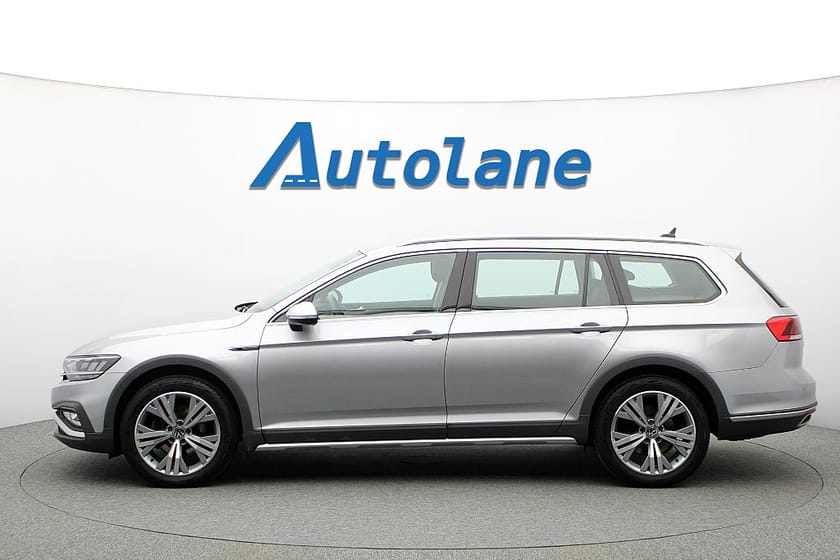 Bild 5 av Volkswagen Passat Alltrack 2.0 TDI 4M 200hk, Cockpit, Dragkrok, Kamera