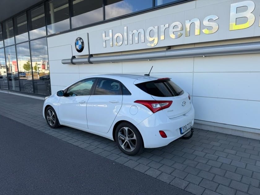 Bild 3 av Hyundai i30 30 1.6 GDi 135hk Go Plus Navi Backkamera Drag