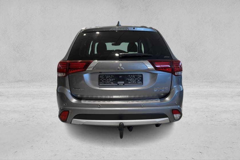 Bilde 4 av Mitsubishi Outlander PHEV Instyle+ | | AWD | 203hk | 2l | Hengerfeste