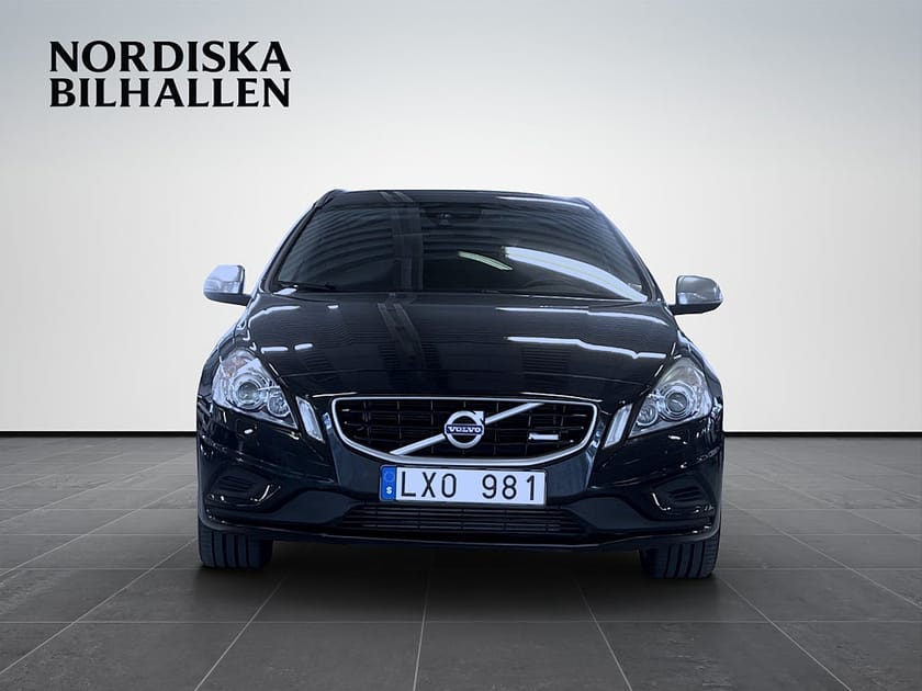 Bild 2 av Volvo V60 D3 Geartronic R-Design Bluetooth Värmare GPS