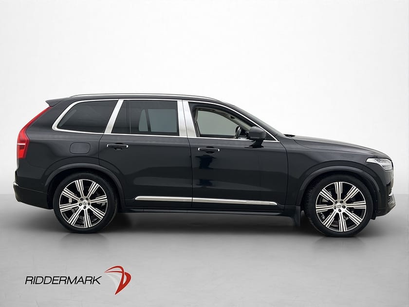 Bild 3 av Volvo XC90 T8 AWD Excellence B&W Pano 360° Luftfjäd HuD Värm