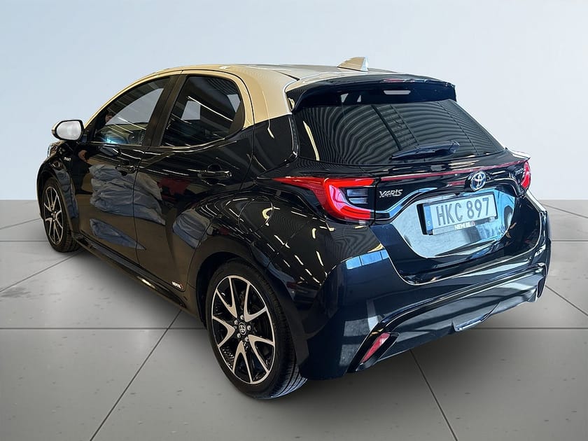 Bild 5 av Toyota Yaris Hybrid CVT Style Kamera/MoK-Värm/Rattvärme/JBL-Ljud/SoV