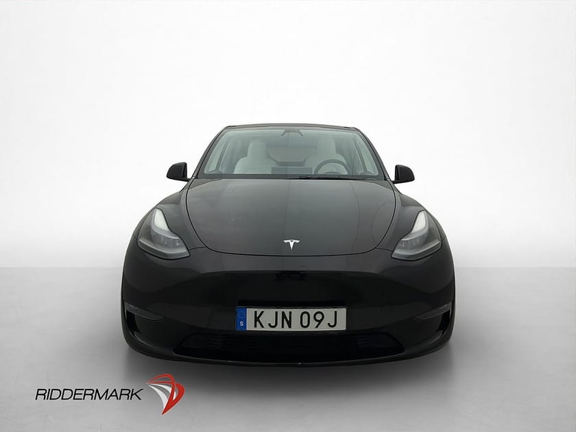 Bild 3 av Tesla Model Y Long Range AWD Total-Självkörning Pano Drag