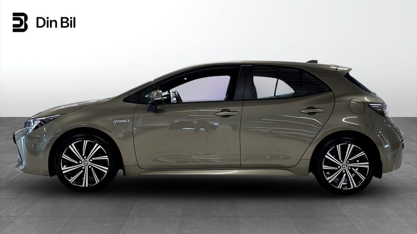 Bild 2 av Toyota Corolla Hybrid 122hk e-CVT Life B-Kamera