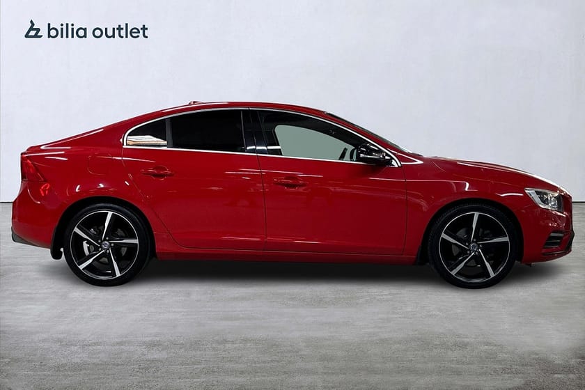 Bild 5 av Volvo S60 D5 Black R BusinessEdt 230hk PolestarOpt P-värm PDC
