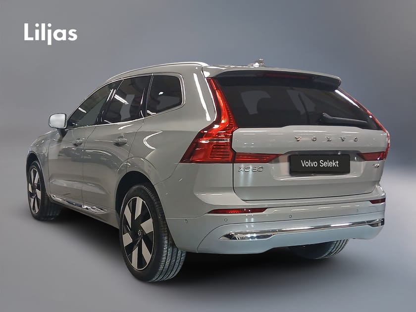 Bild 4 av Volvo XC60 T6 AWD Ultra Bright//Dragkrok//360-Kamera//